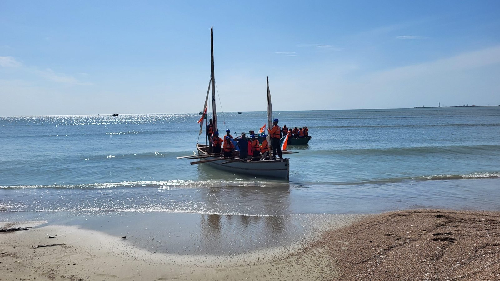 Officers addressing cadets at the SWARNUM beach camp